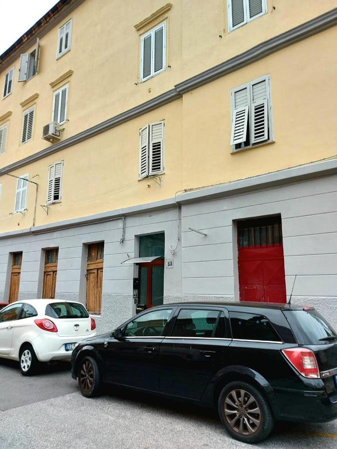Appartement Casa Di Tania à Trieste Extérieur photo